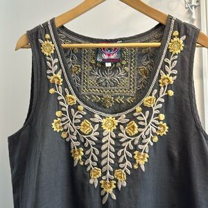 Johnny Was Embroidered Grey Sleeveless Summer Top